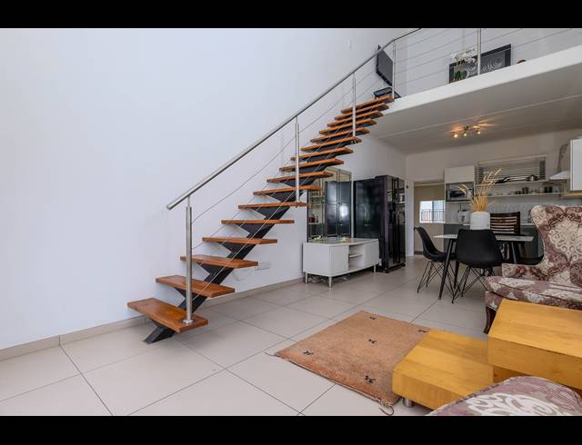 1 BEDROOM APARTMENT TO LET IN DAINFERN